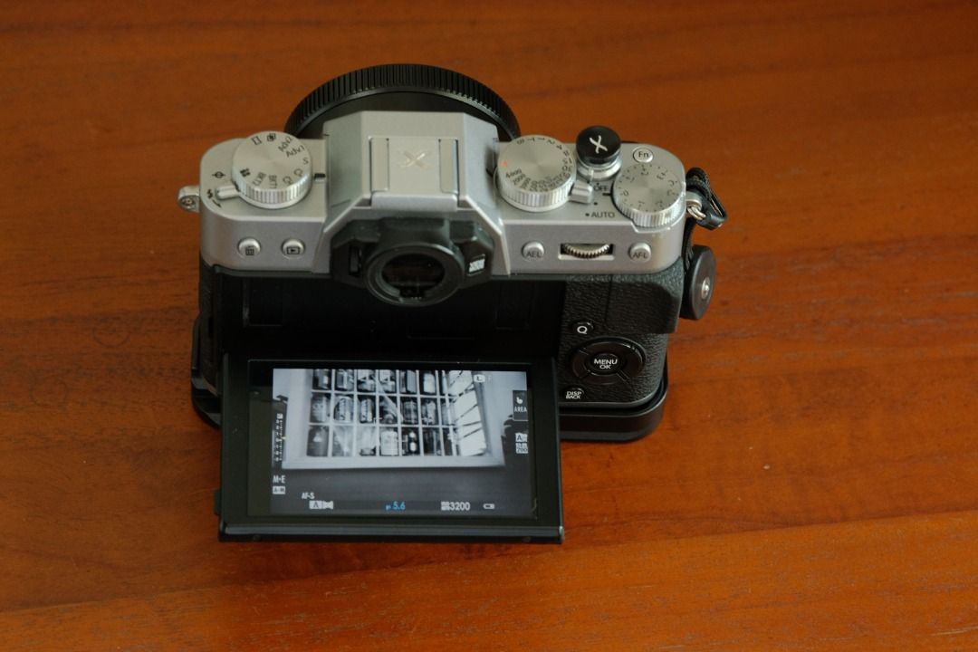 Fujifilm X-T20 Mirrorless Camera