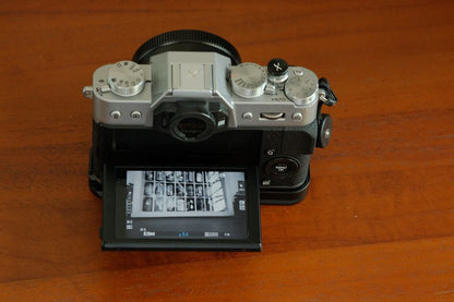 Fujifilm X-T20 Mirrorless Camera