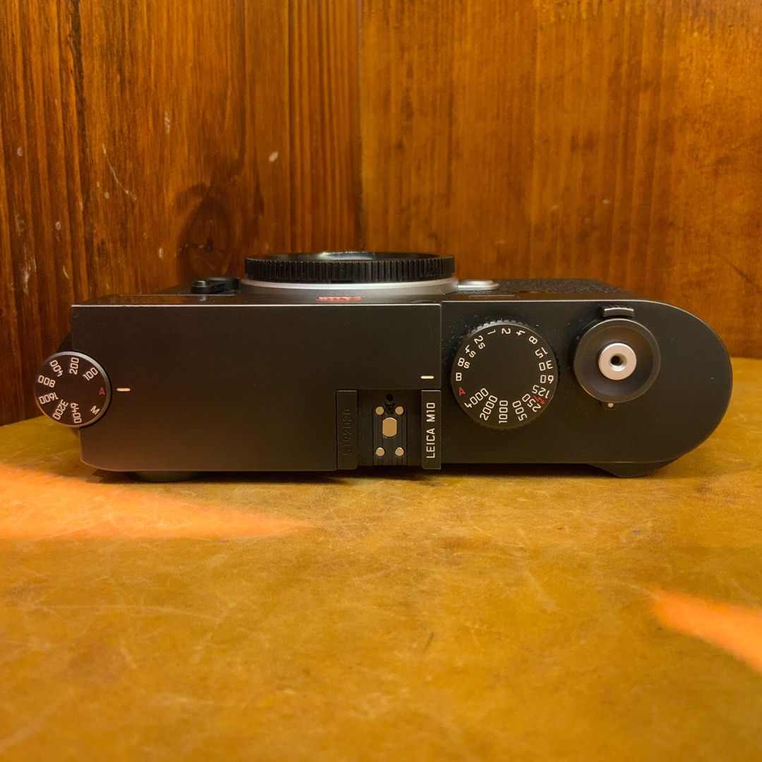 Leica M10
